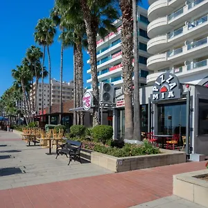 Albert's Larnaca