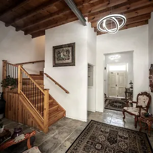 3* Inn Edem Traditional House