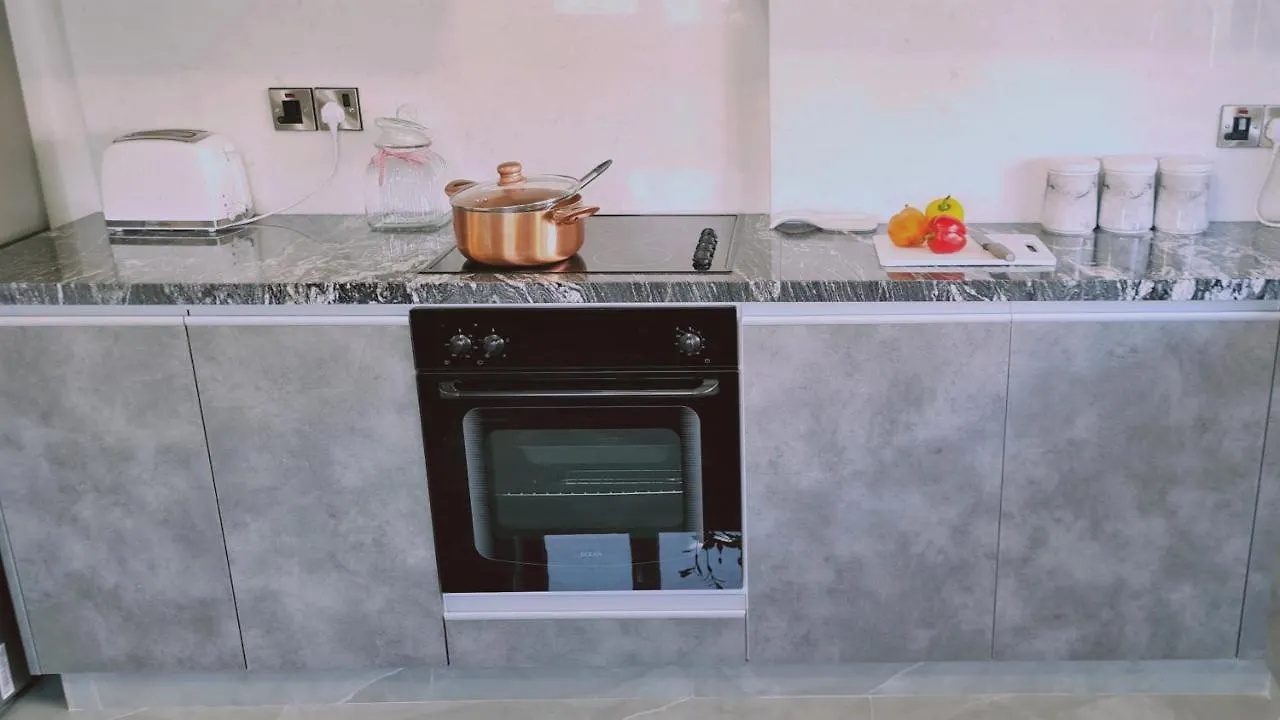 Stay Centro Apartment Larnaca