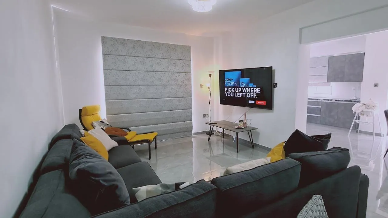 Stay Centro Apartment Larnaca