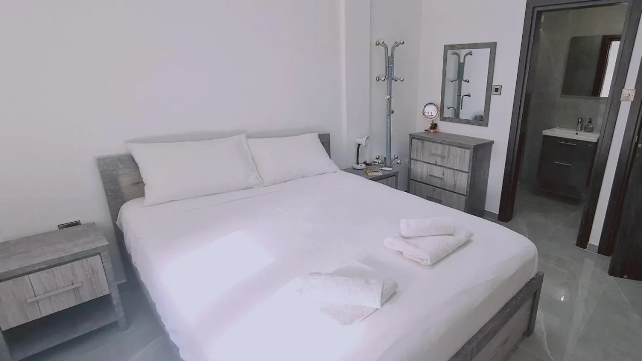Stay Centro Apartment Larnaca