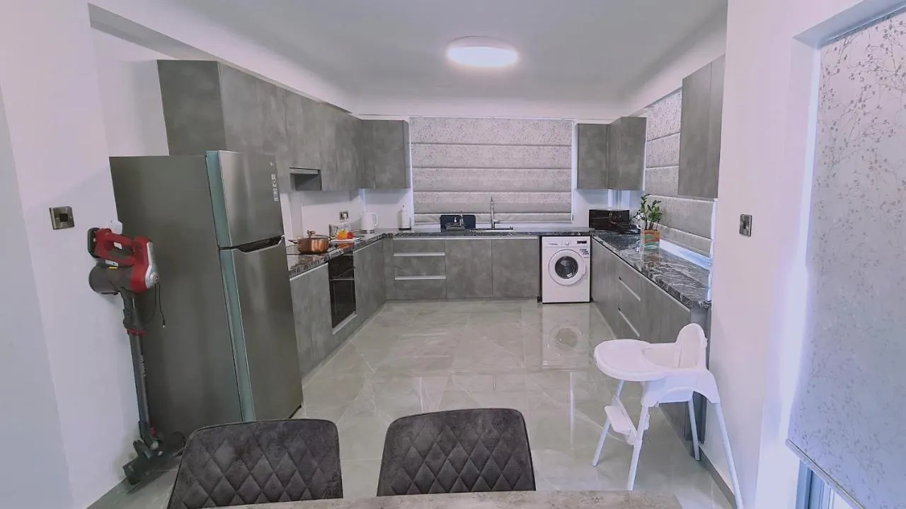 Stay Centro Apartment Larnaca
